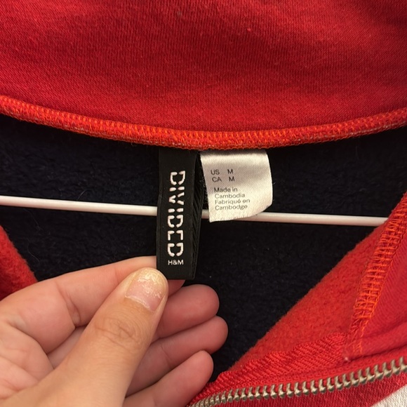 Divided H&M Cropped Half Zip - Picture 2 of 3